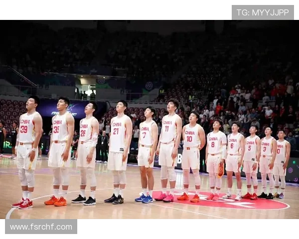 中国男篮备战世界杯新阵容曝光 杨鸣领衔打造全新战术体系